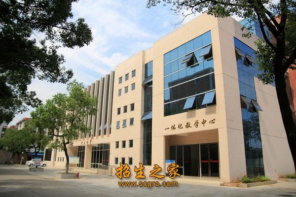 江西现代高级技师学校