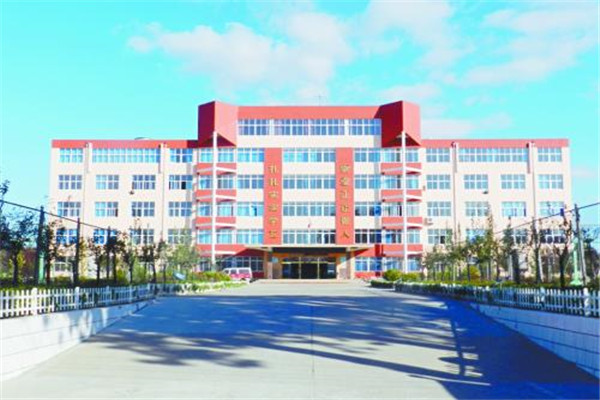 四川城市技师学院