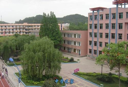 贵州省遂宁市安居职业高级中学校