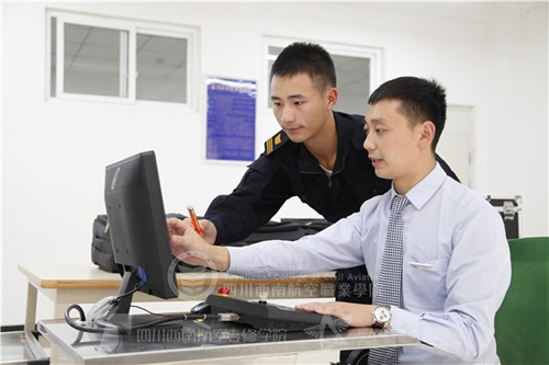 2019年成都航空职业学校2019招生简介
