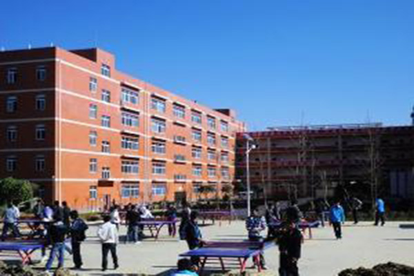 宜宾职高 宜宾职高