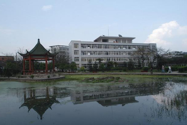 宜宾职业学校怎么样 宜宾职业学校怎么样