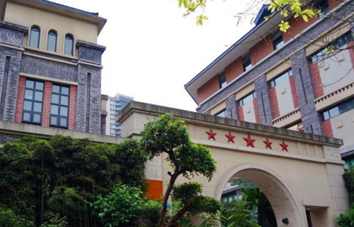 重庆市巴渝职业技术培训学校汽车美容装饰全能技师专业招生