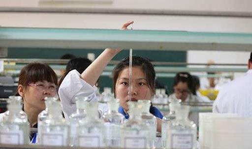 重庆市工业学校工业分析与检验专业