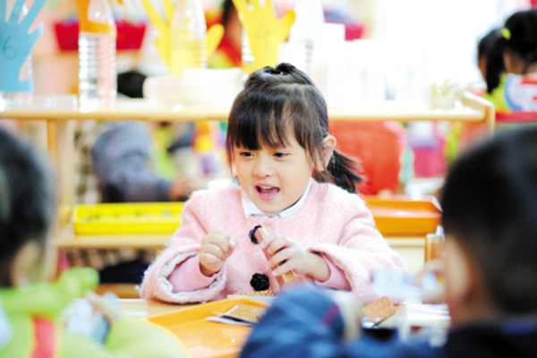 宜宾职高在校生想转学来成都市幼儿师范学校，该