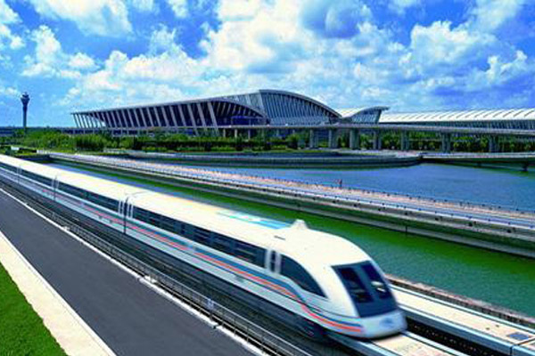 我国高铁发展迅猛 我国高铁发展迅猛