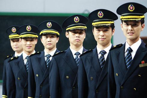 成都轨道交通专业学校读几年呢