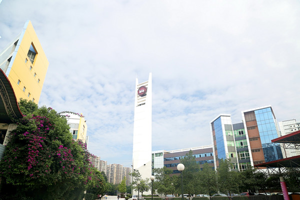 志翔职业技术学校开展福慧敏讲谈