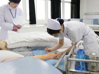 高级护理行业的发展现状？