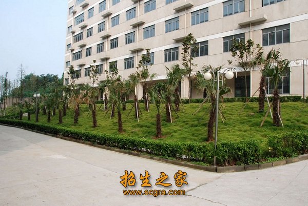 南通工贸技师学院